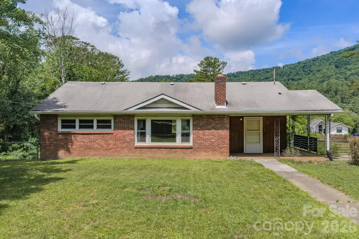 456 Lower Grassy Branch Road, Asheville, NC 28805 - #1