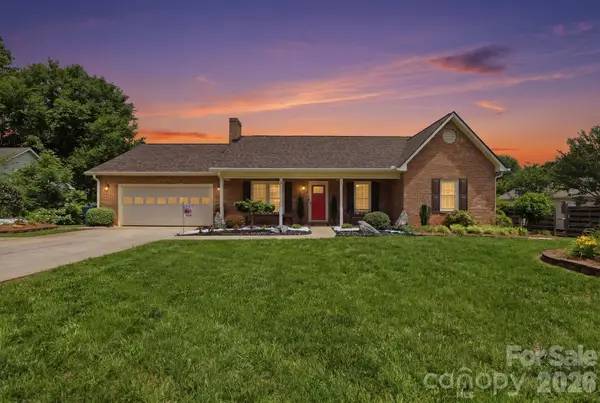4 Fox Ridge Drive, Granite Falls, NC 28630
