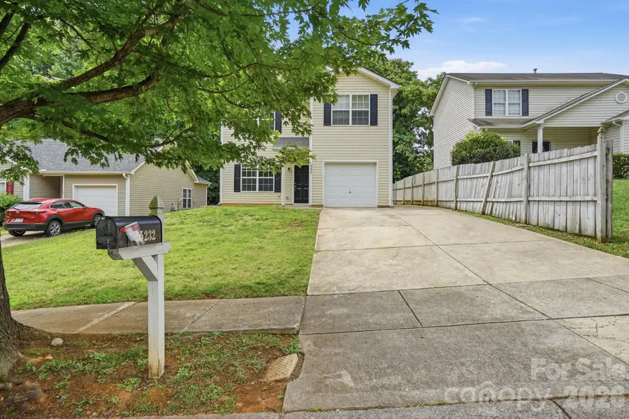 5240 Javitz Road, Charlotte, NC 28216 - #2