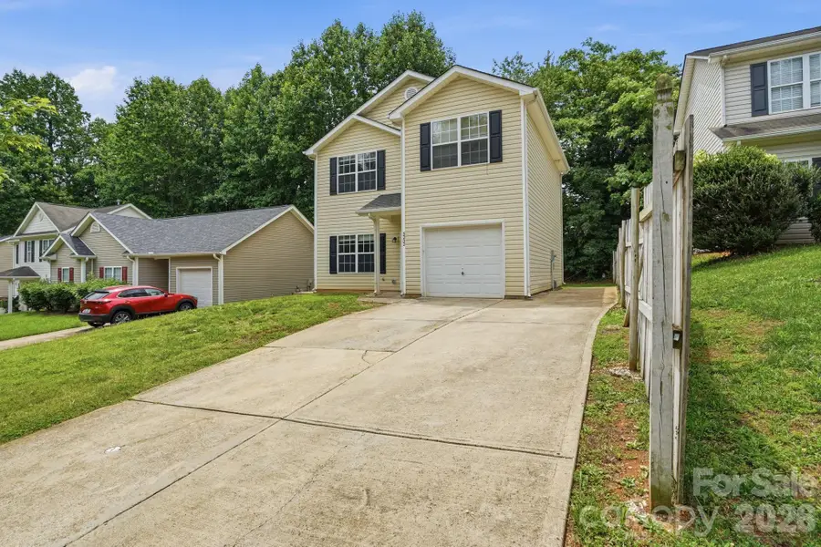 5240 Javitz Road, Charlotte, NC 28216 - #3