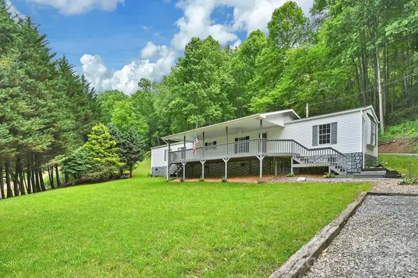 1191 Fisher Branch Road, Marshall, NC 28753