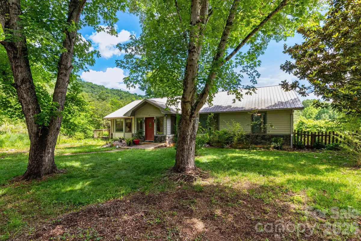 18 Bartlett Road, Weaverville, NC 28787 - #1