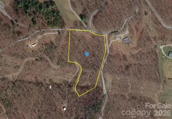 300 Windy Ridge Lane, Topton, NC 28781