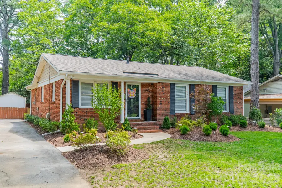 3723 Litchfield Road, Charlotte, NC 28211 - #2