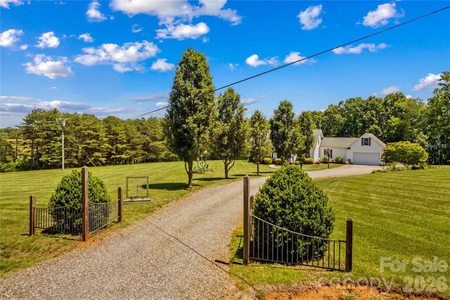 339 Johnson Farm Road, Hiddenite, NC 28636 - #3