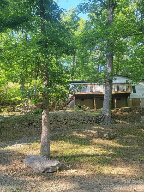 138 Buddy Lane, Chimney Rock, NC 28720