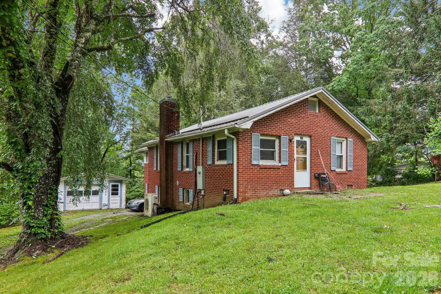 677 Mount Olivet Road, Zirconia, NC 28790 - #2