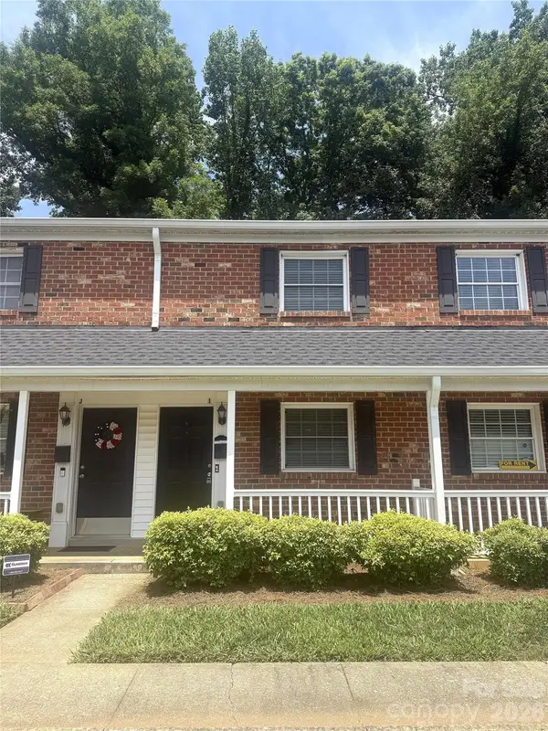 1215 Green Oaks Lane #I, Charlotte, NC 28205