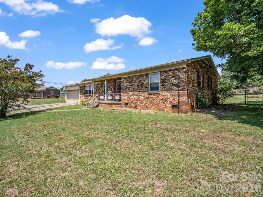 1206 Wyanoke Avenue, Shelby, NC 28152 - #2