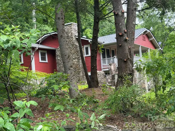 206 Chestnut Hill Road, Gerton, NC 28735
