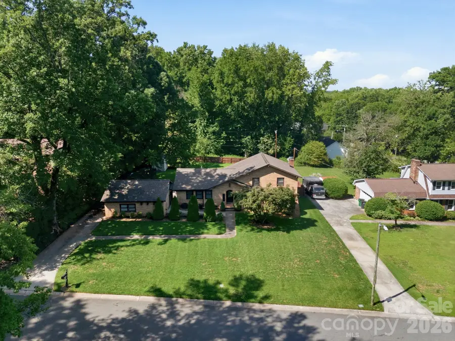 6621 Fair Lawn Road, Charlotte, NC 28215 - #3