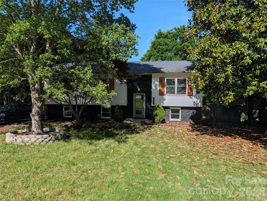 3822 Newhall Drive Nw, Conover, NC 28613 - #2