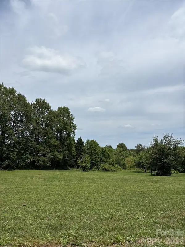 000 Mccall Road, Lenoir, NC 28645