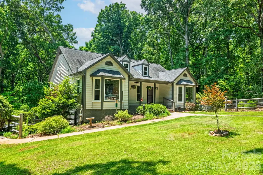9131 N Pine Hill Lane, Charlotte, NC 28215 - #3