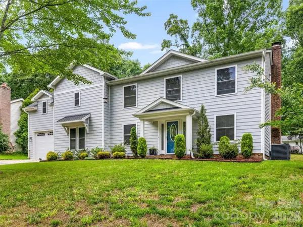 6801 Rollingridge Drive, Charlotte, NC 28211