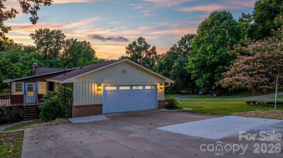 602 Sharon Drive, Statesville, NC 28625 - #3