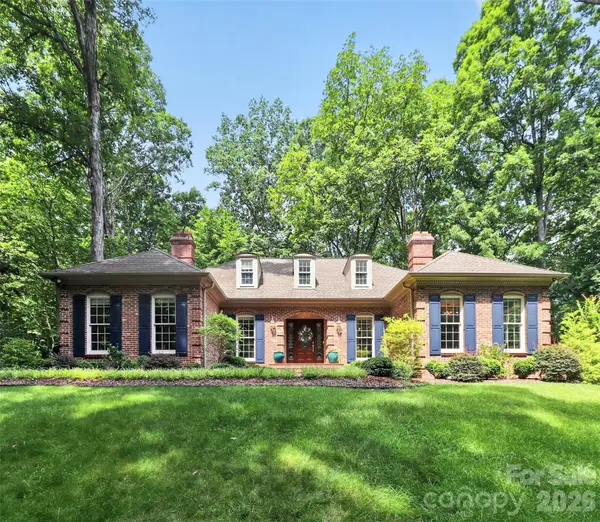 971 Stanley Lucia Road, Mount Holly, NC 28120