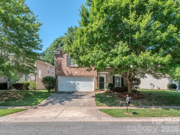 7829 Ponderosa Pine Lane, Charlotte, NC 28215