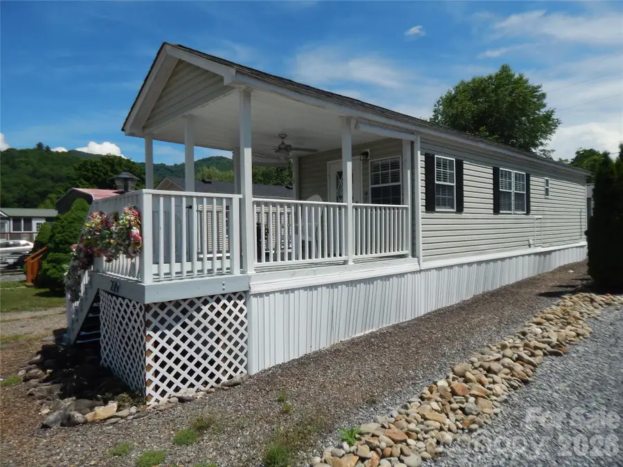 219 Pike Point, Waynesville, NC 28785 - #3