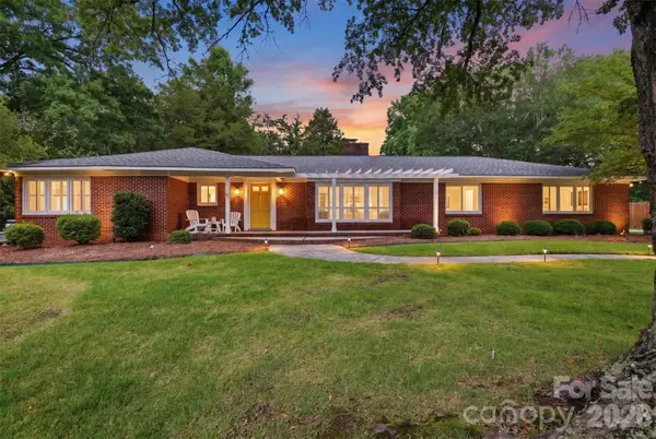 615 Rutledge Avenue, Rock Hill, SC 29732