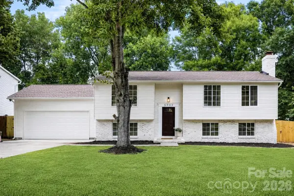 5903 Carpenter Drive, Charlotte, NC 28226