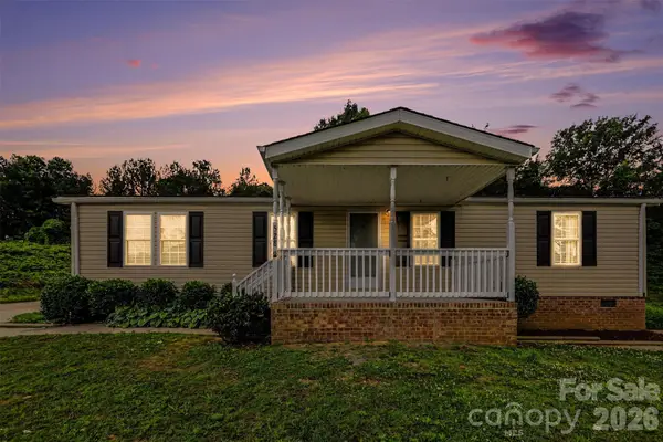528 Woodlawn Avenue Sw, Concord, NC 28025