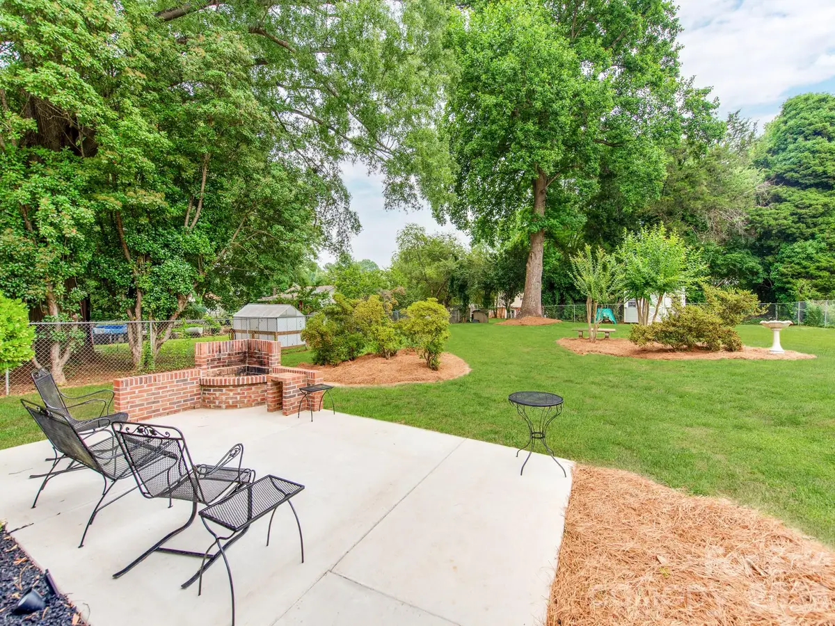 7200 Fox Hunt Road, Charlotte, NC 28212 - #1