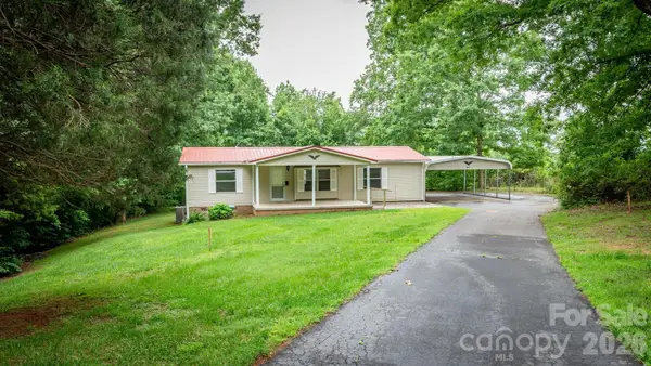 4449 Hickory Highway, Statesville, NC 28677