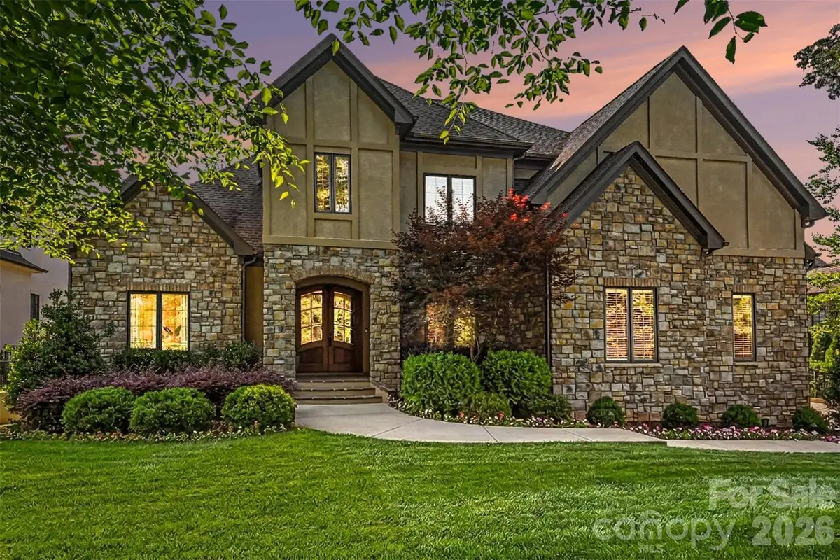 8000 Skye Lochs Drive, Waxhaw, NC 28173 - #1
