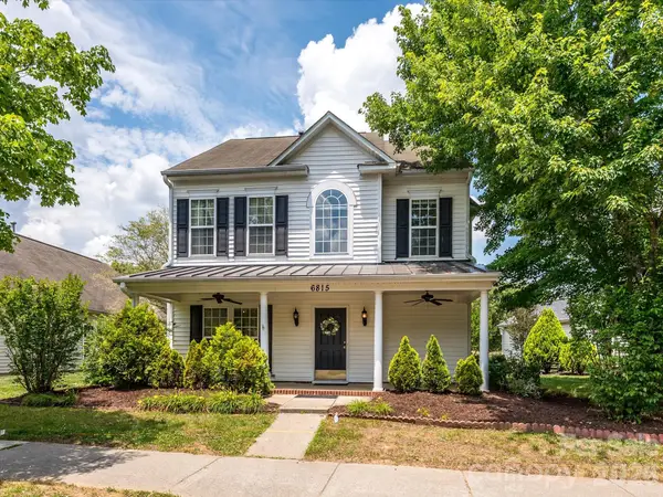 6815 Tanners Creek Drive, Huntersville, NC 28078