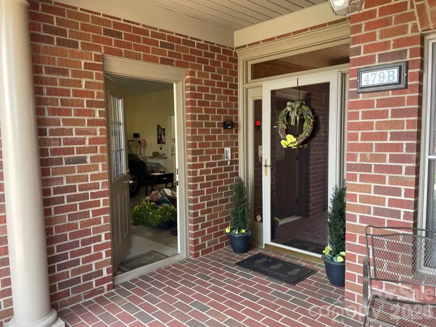 479 26th Avenue Ne #B, Hickory, NC 28601 - #3