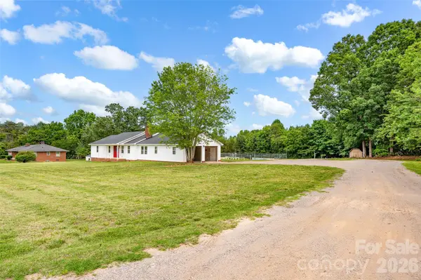 581 Barry Oak Road, Statesville, NC 28625