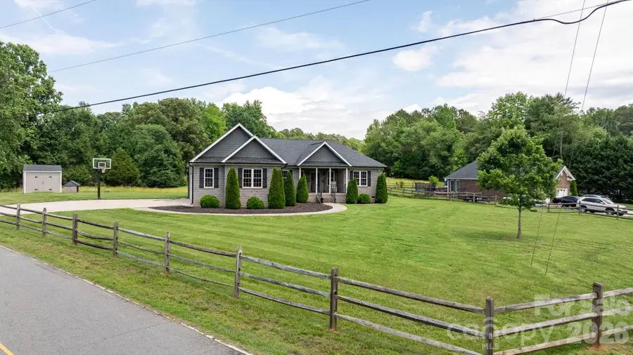 1100 Rainbow Drive, Mount Holly, NC 28120 - #3
