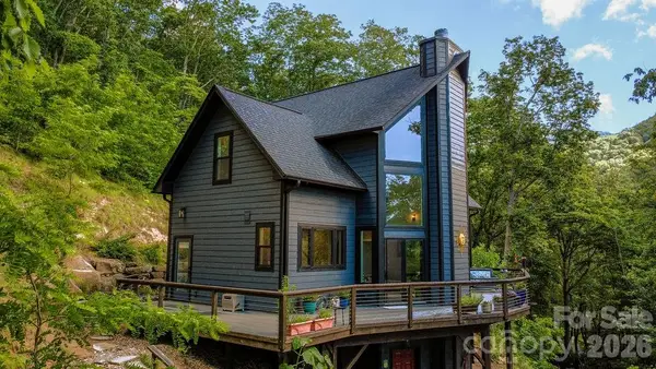 338 Fairview Forest Drive, Fairview, NC 28730