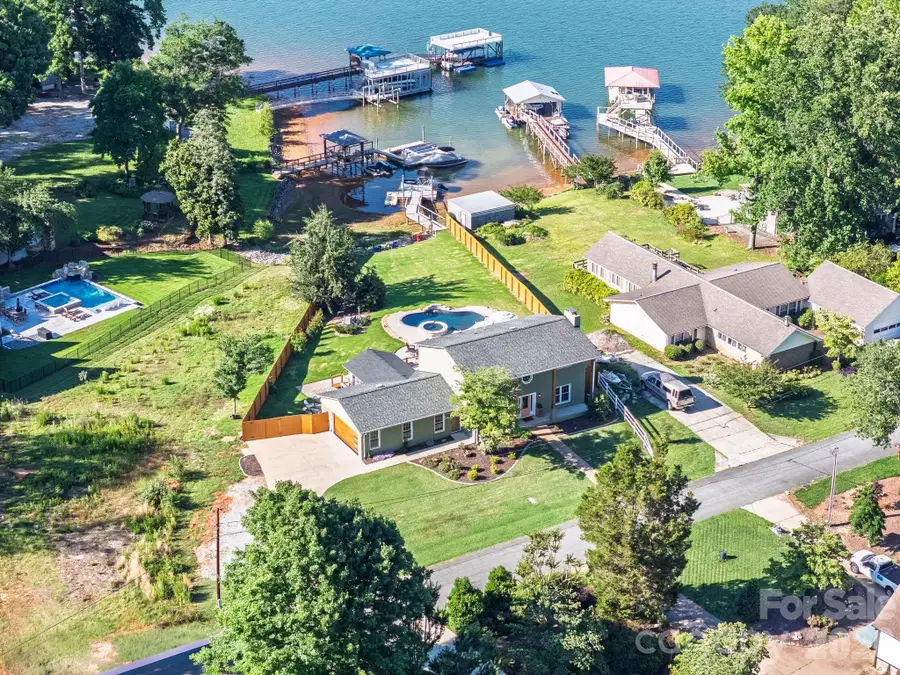 8005 Island View Court, Denver, NC 28037 - #2