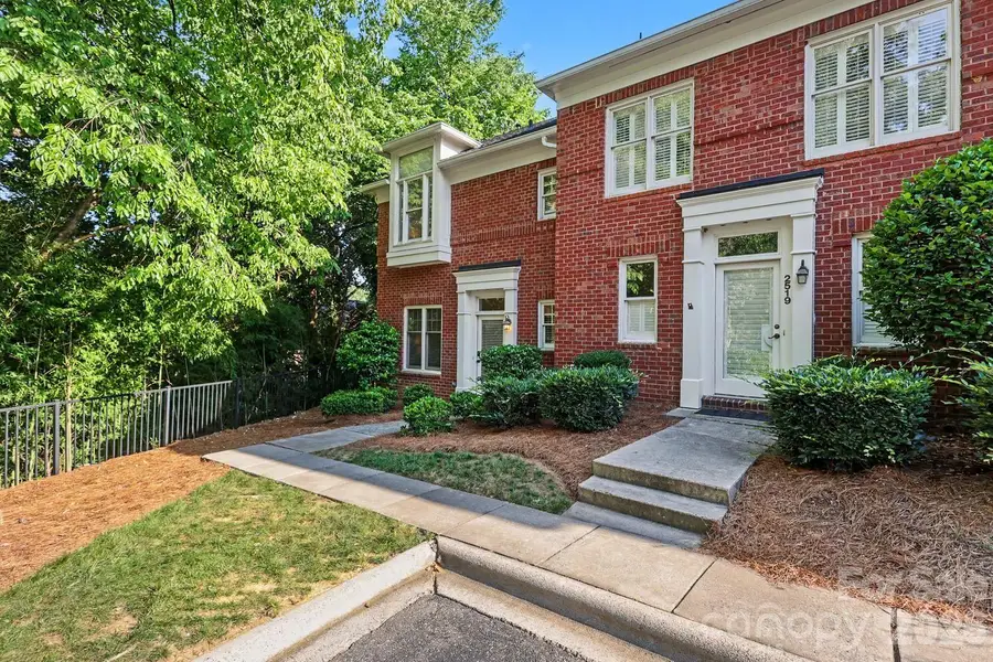 2515 Dilworth Heights Lane, Charlotte, NC 28209 - #2