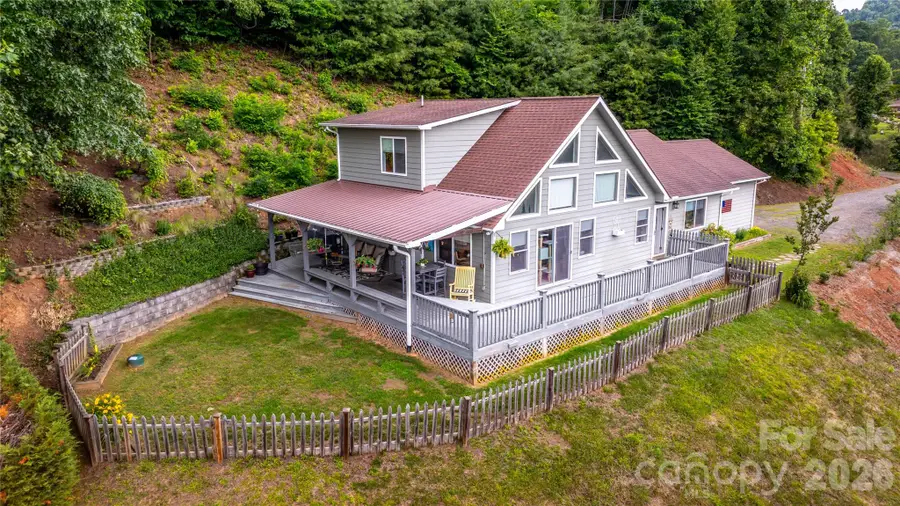 305 Majestic Mountain Drive, Burnsville, NC 28714 - #2