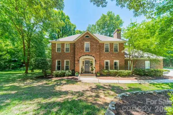 506 Abbotsford Court, Charlotte, NC 28270