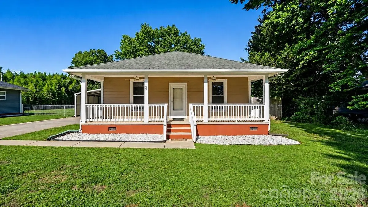 109 Globe Street, Mount Holly, NC 28120 - #1