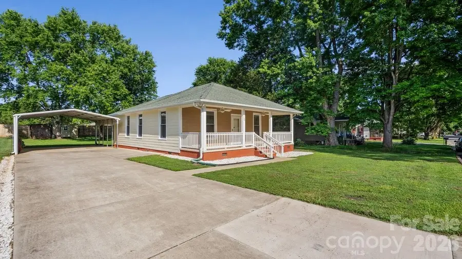 109 Globe Street, Mount Holly, NC 28120 - #2