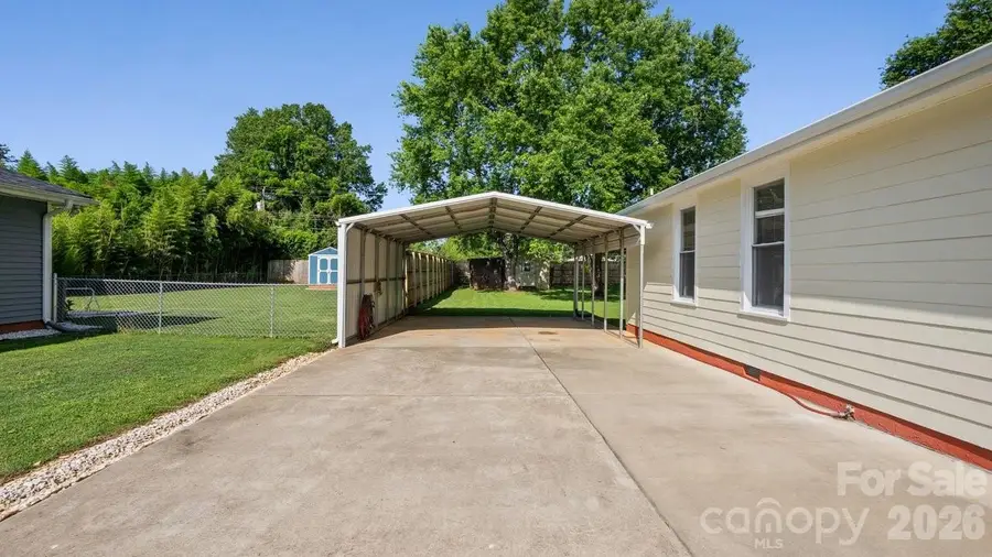 109 Globe Street, Mount Holly, NC 28120 - #3