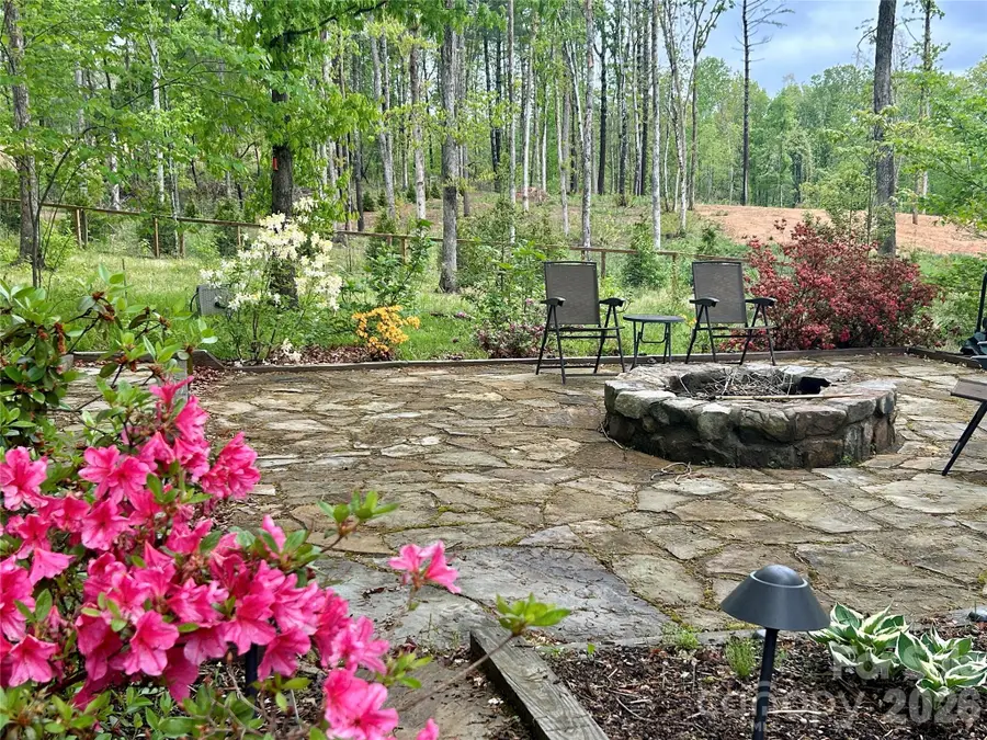 22 Timberleaf Drive, Fletcher, NC 28732 - #3
