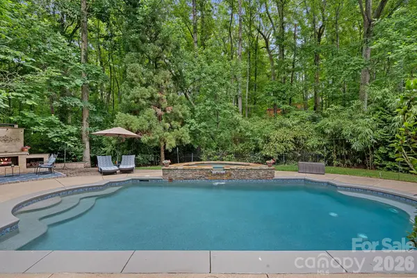 5634 Camelot Drive, Charlotte, NC 28270