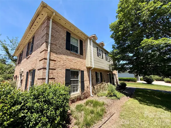 1301 Bywood Lane, Charlotte, NC 28209