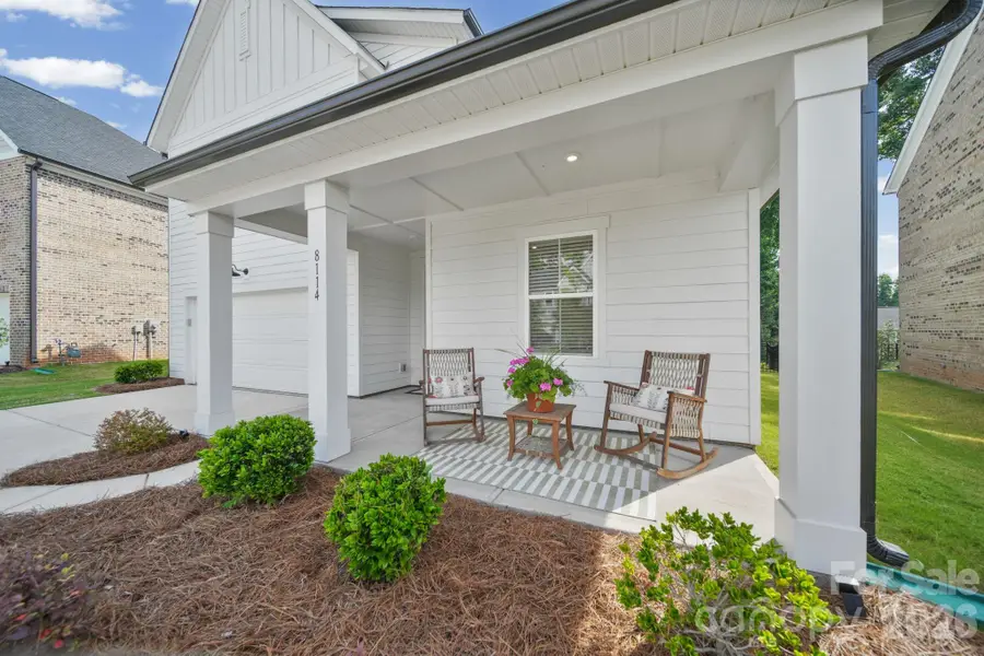 8114 Franklin Trail Street, Charlotte, NC 28227 - #2