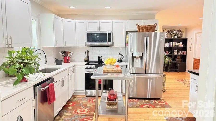 210 W Church Street, Cherryville, NC 28021 - #3