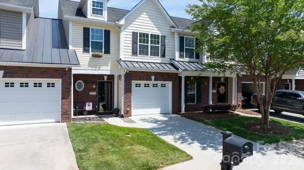 2010 Talbot Lane, Hickory, NC 28602