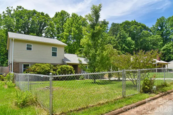 115 Wicklow Drive, Asheville, NC 28806