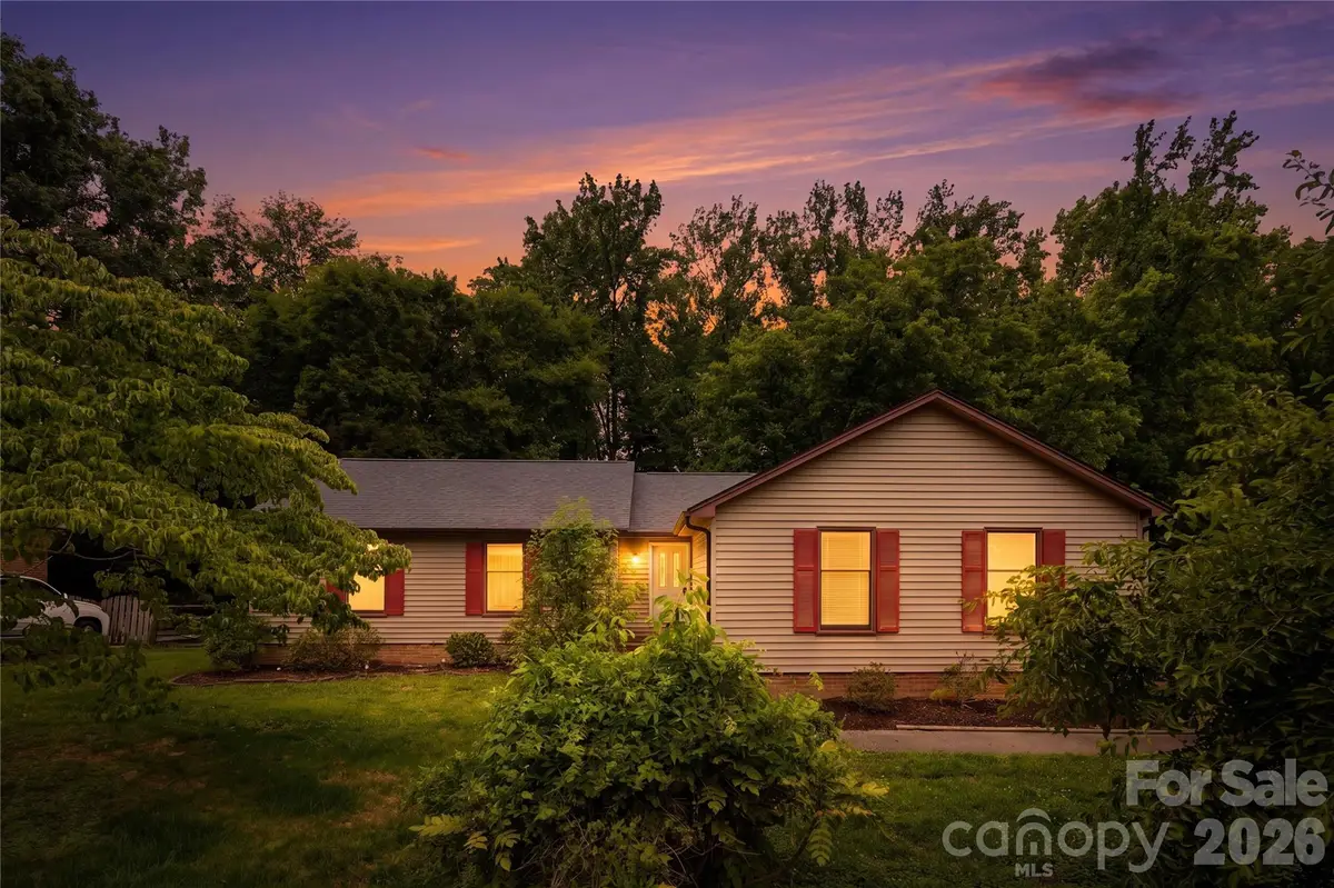 7225 Leesburg Road, Charlotte, NC 28215 - #1