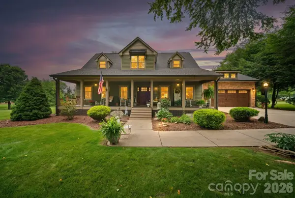 98 Garden Lane, Canton, NC 28716